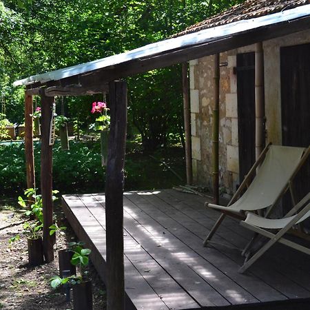 Les Bruyeres B&B Montbron Exterior foto